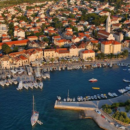 Apartman Dajana Supetar Dış mekan fotoğraf
