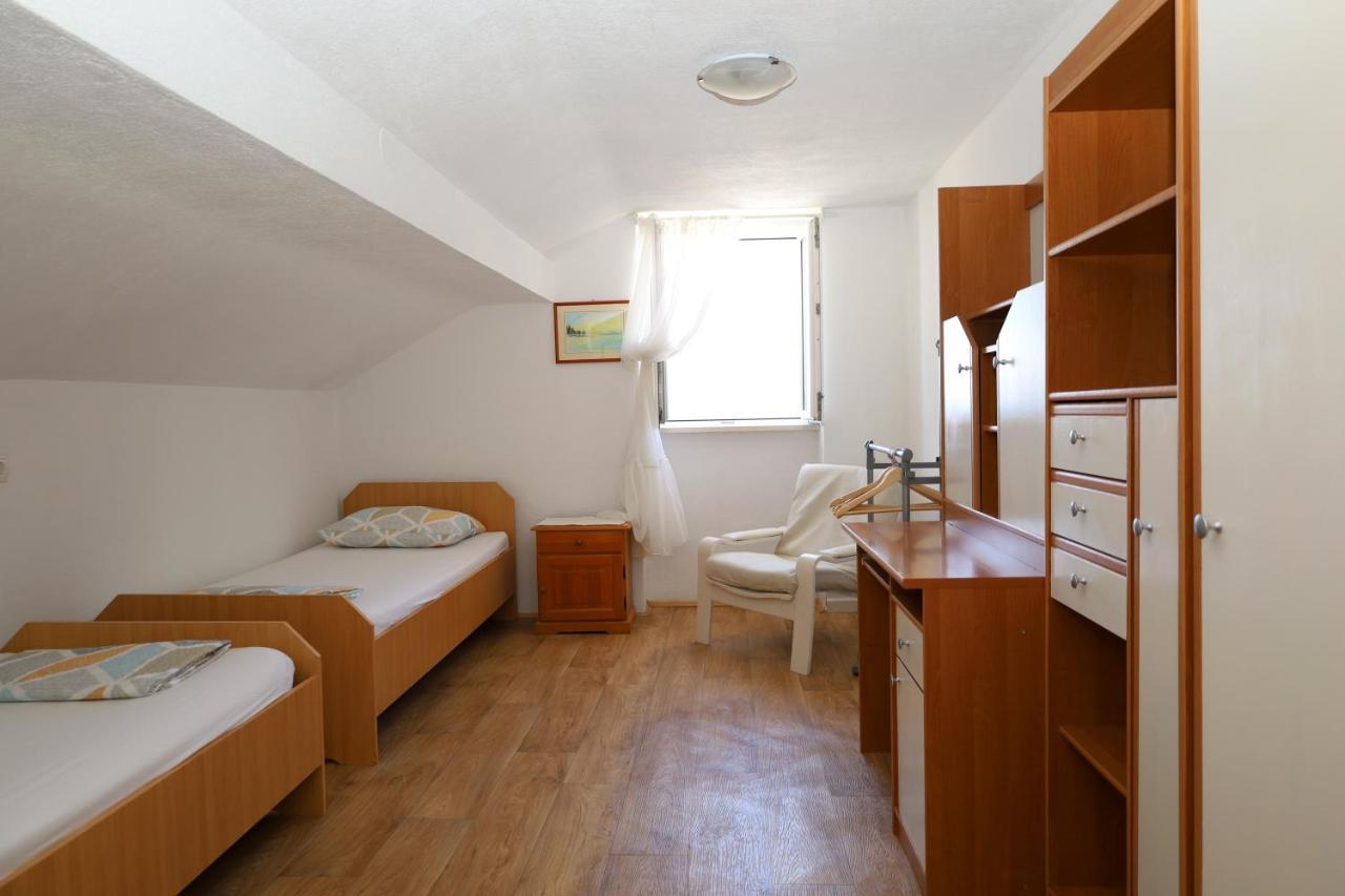 Apartman Dajana Supetar Dış mekan fotoğraf