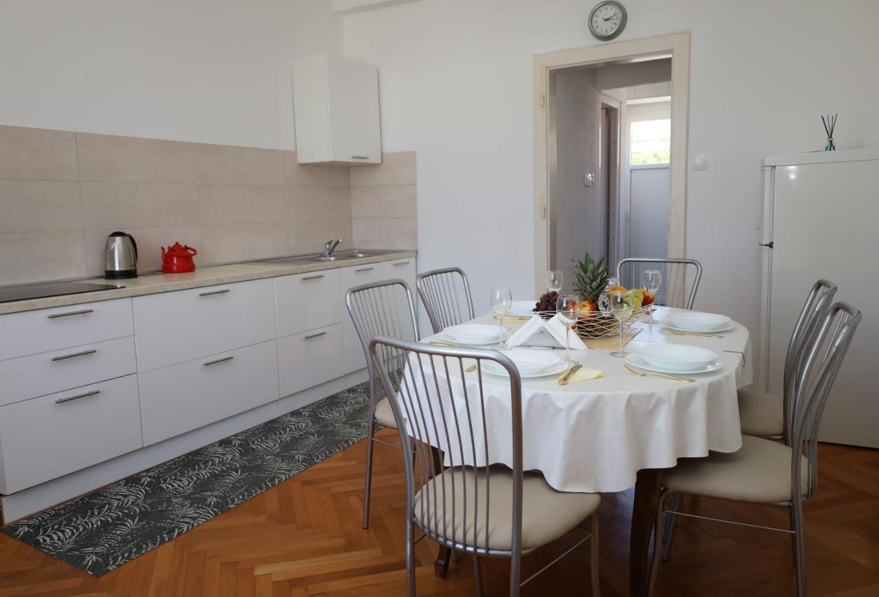 Apartman Dajana Supetar Dış mekan fotoğraf